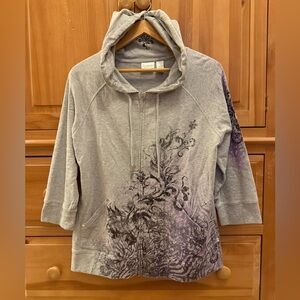 Zenergy By Chico’s Sweatshirt Size 2 Hoodie Geometric Gray Excellent Condition